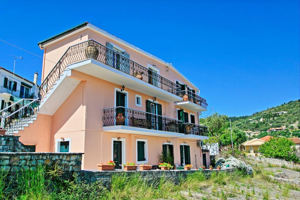Avgi Ena Apartment Gaios Ngoại thất bức ảnh