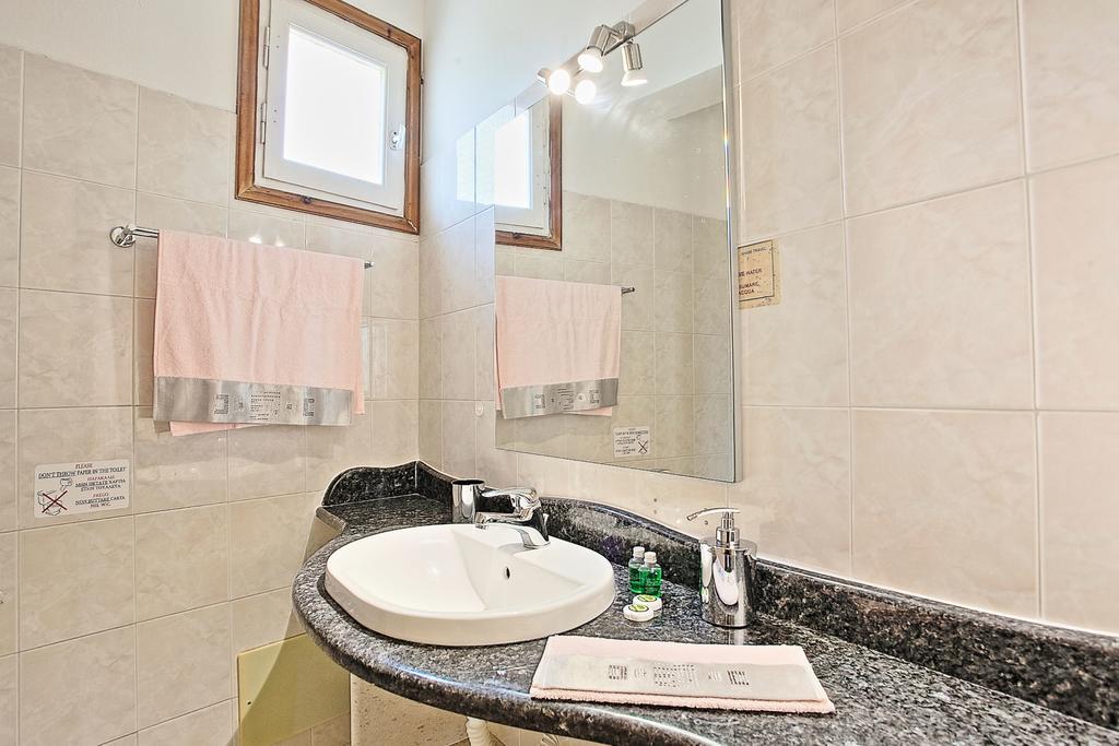 Avgi Ena Apartment Gaios Ngoại thất bức ảnh